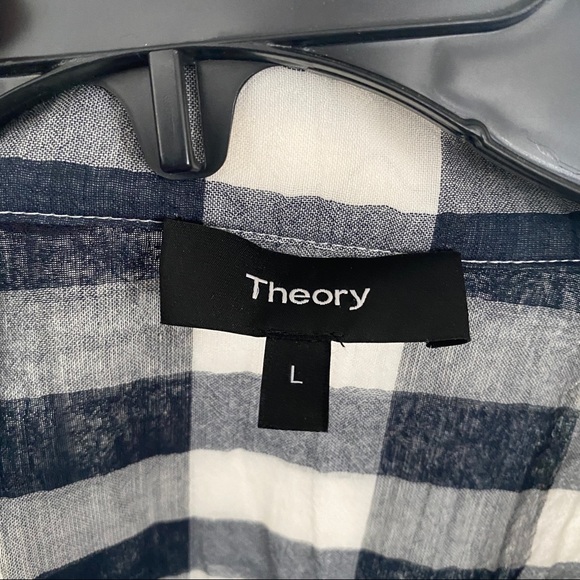 NWOT Theory cotton plaid camp shirt, navy plaid size L - Picture 6 of 8